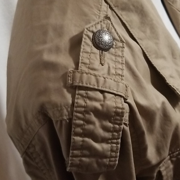 Jacket - Picture 3 of 4